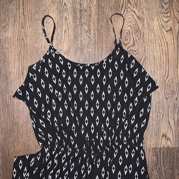 Jumpsuit - Picture 3 of 4